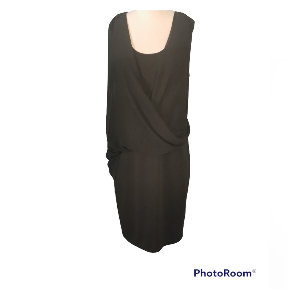 🍄 DKNYC little black dress, M